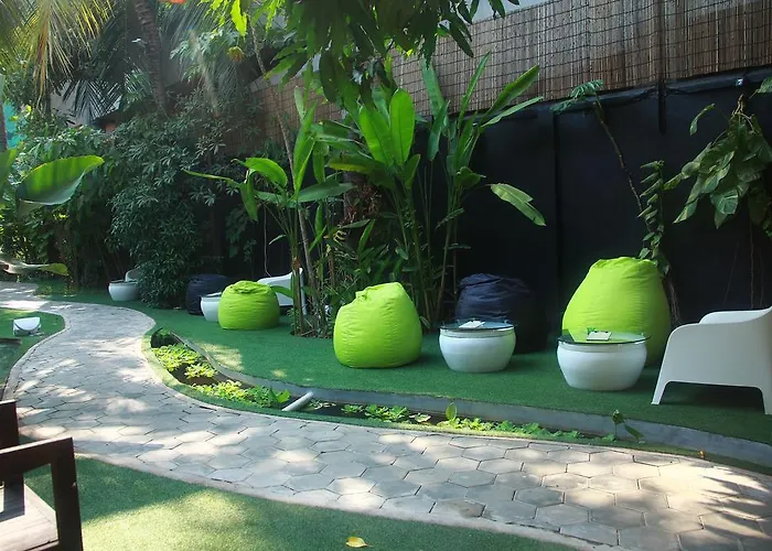 Hotel Ashia & Lounge
