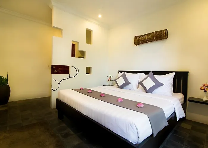Hotel Ashia & Lounge 3*