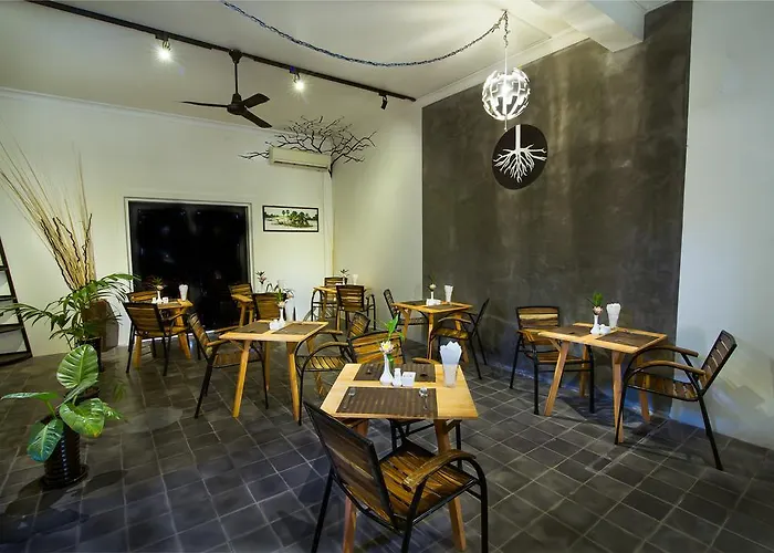 Hotel Ashia & Lounge